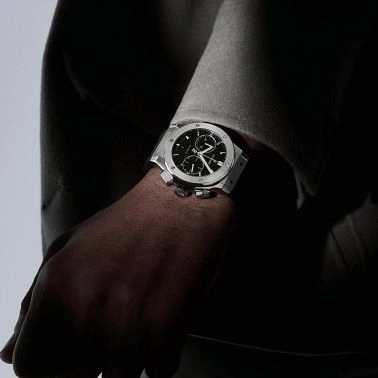 Montre Hublot Classic Fusion Chronograph Titanium automatique cadran noir bracelet caoutchouc noir 45 mm 521.NX.1171.RX