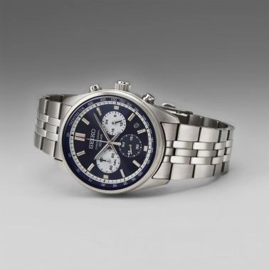 Montre Seiko Sport quartz chronographe cadran bleu bracelet acier 41,5 mm