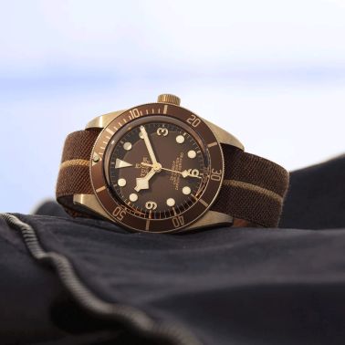 Tudor Black Bay 58 Bronze automatic watch brown dial bronze bracelet 39 mm