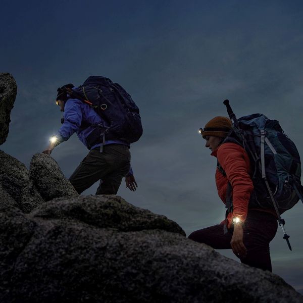 Garmin Epix Pro (Gen2) Standard Edition watch white silicone strap 42 mm 010-02802-01