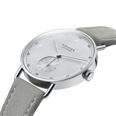 Montre Nomos Metro All Silver mécanique fond saphir cadran argent bracelet cuir gris 33 mm 1122