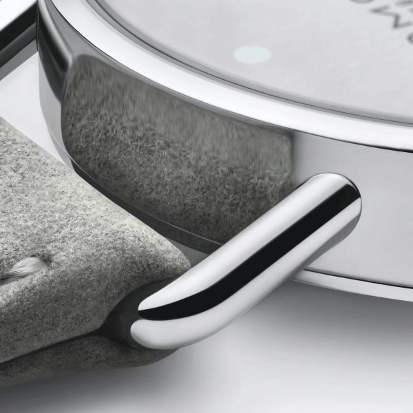 Montre Nomos Metro All Silver mécanique fond saphir cadran argent bracelet cuir gris 33 mm 1122