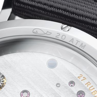 Nomos Ahoi Neomatik Date Ciel automatic watch sapphire back blue dial blue fabric strap 38.5 mm 526