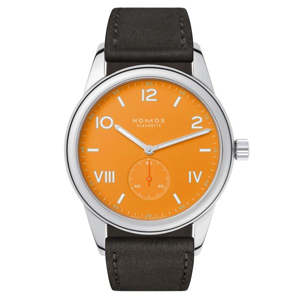 Montre Nomos Club Campus 38 Future Orange automatique à remontage manuel cadran orange bracelet cuir velours anthracite 38,5 mm 