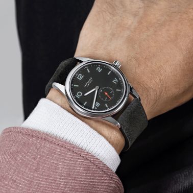 NOMOS Club Campus 38 mechanical watch black dial anthracite leather strap 38.5 mm