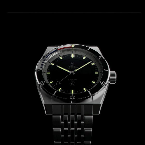 Montre Yema Urban Yachtingraf automatique réhaut blanc cadran bleu bracelet acier 39 mm YYAC23-AMS