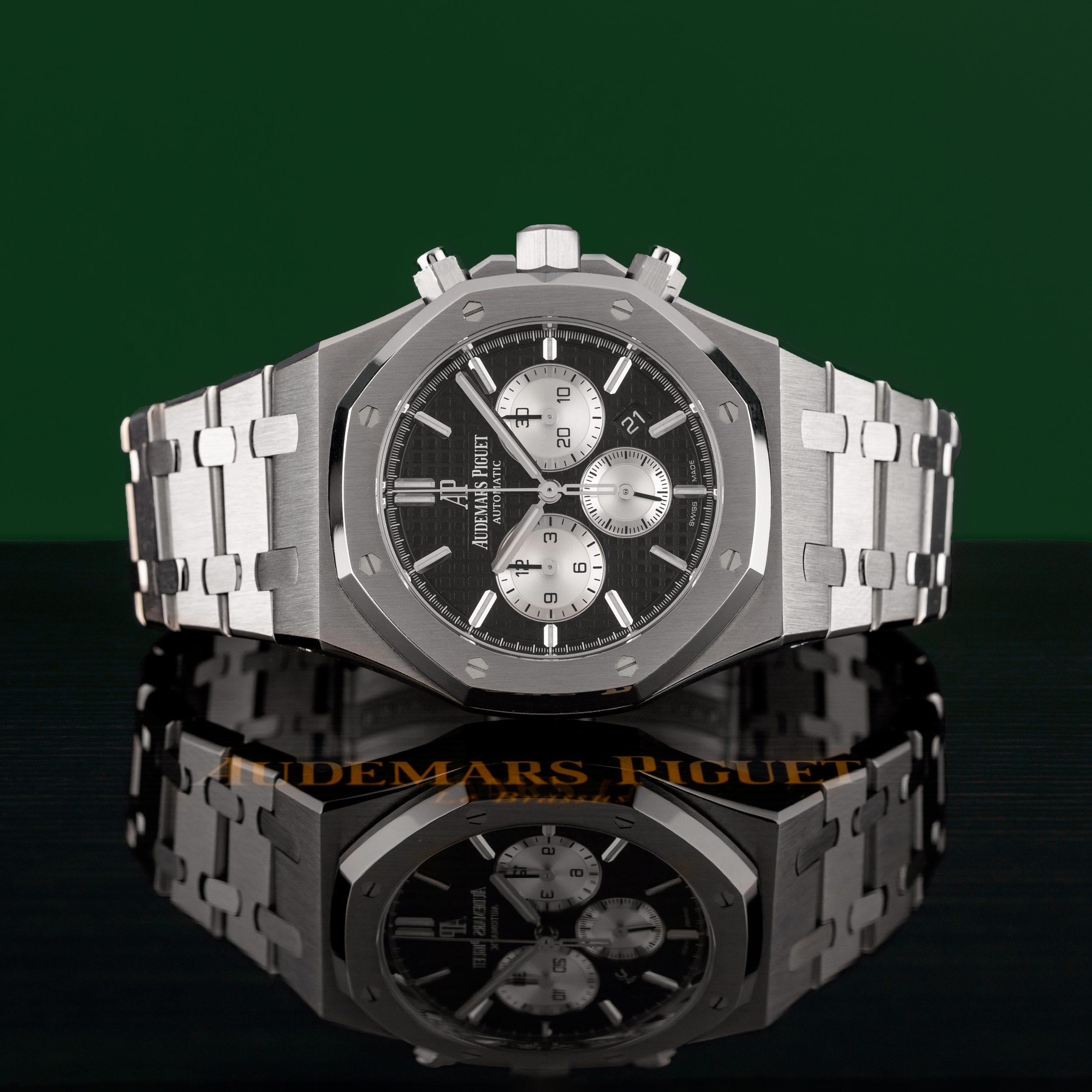 Audemars piguet royal outlet oak chronograph black