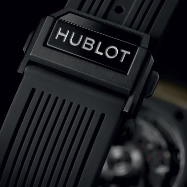 Montre Hublot Big Bang Unico Full Magic Gold automatique cadran squelette bracelet caoutchouc noir 44 mm 421.MX.1130.RX