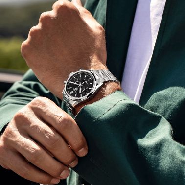 Montre TAG Heuer Carrera Calibre Heuer 02 cadran noir bracelet acier 42 mm CBN2010.BA0642