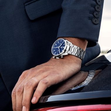 Montre TAG Heuer Carrera Calibre Heuer 02 cadran bleu bracelet acier 42 mm CBN2011.BA0642