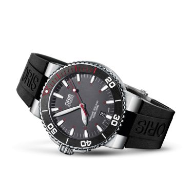 Oris aquis best sale red limited edition