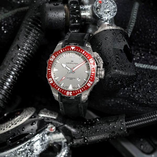 Hamilton frogman titanium automatic outlet
