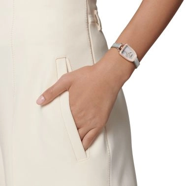 HERMÈS Galop d'Hermès Medium Model watch set with quartz mother-of-pearl dial grey leather strap 32 mm