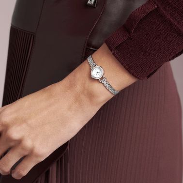 Montre HERMÈS Faubourg Mini Modèle Or Blanc quartz lunette sertie cadran blanc bracelet or blanc 15 mm W049310WW00