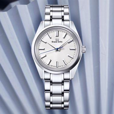 Montre Grand Seiko Heritage 44GS mécanique cadran blanc bracelet acier 36,5 mm