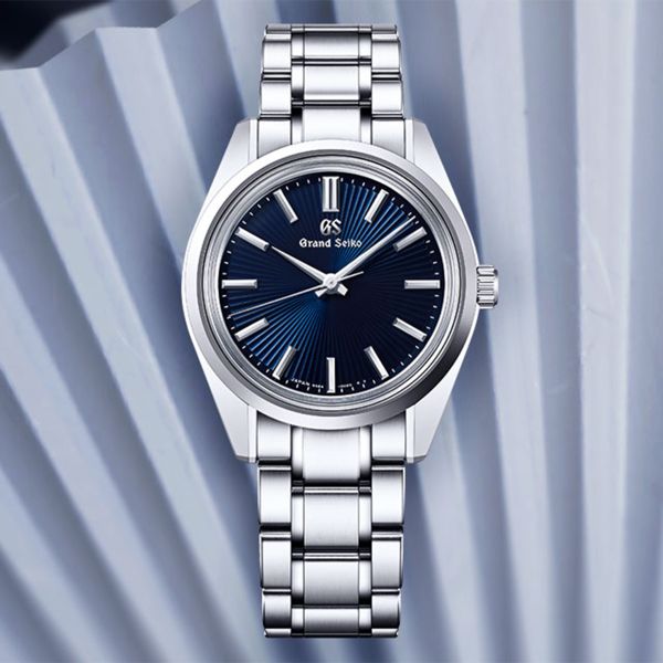 Grand Seiko Heritage 44GS mechanical blue dial steel bracelet 36.5 mm