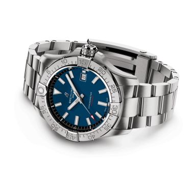 Montre Breitling Avenger automatique cadran bleu bracelet acier 42 mm A17328101C1A1
