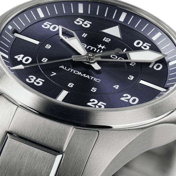 Montre Hamilton Khaki Aviation Pilot automatique cadran bleu bracelet acier 36 mm H76215140