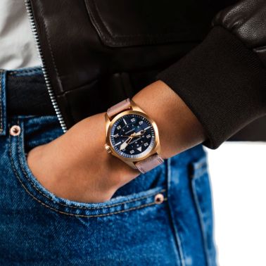 Montre Hamilton Khaki Aviation Pilot PVD or rose automatique cadran bleu bracelet cuir rose 36 mm H76245840