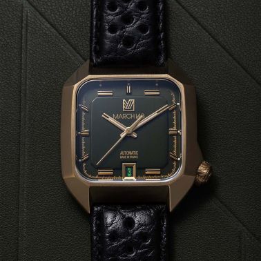 Montre March LA.B AM2 Slim Automatique Bronze Millésime 2023 bracelet cuir de bison perforé noir 36 mm