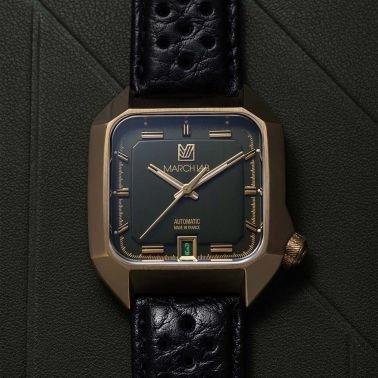 Montre March LA.B AM2 Slim Automatique Bronze Millésime 2023 bracelet cuir de bison perforé noir 36 mm