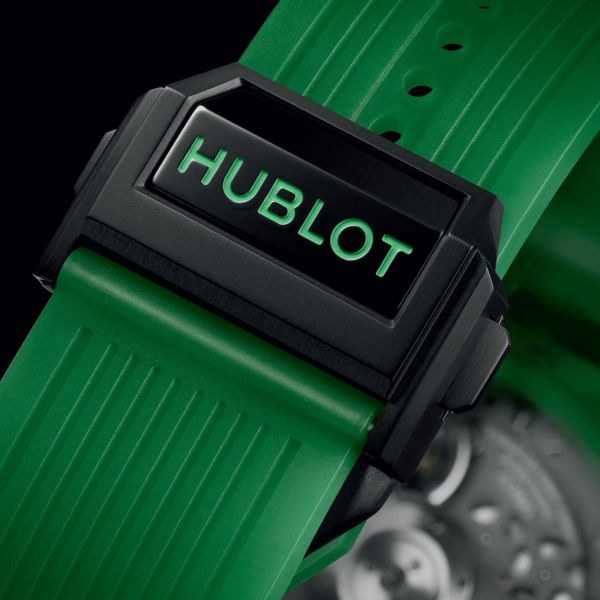 Montre Hublot Big Bang Unico Green SAXEM automatique cadran squelette bracelet caoutchouc vert 42 mm 441.JG.4990.RT