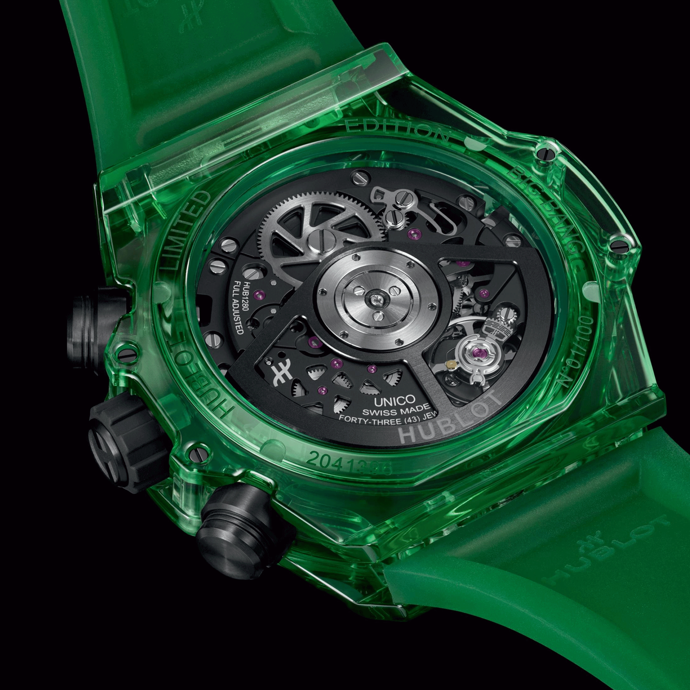 Montre Hublot Big Bang Unico Green SAXEM automatique cadran squelette bracelet caoutchouc vert 42 mm 441.JG.4990.RT