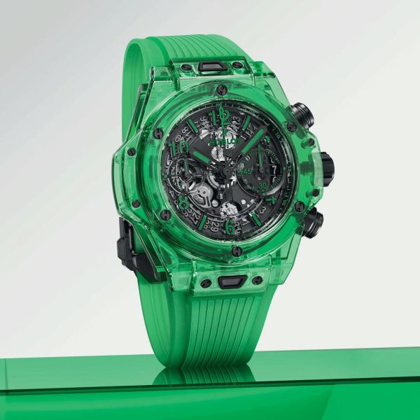 Montre Hublot Big Bang Unico Green SAXEM automatique cadran squelette bracelet caoutchouc vert 42 mm 441.JG.4990.RT