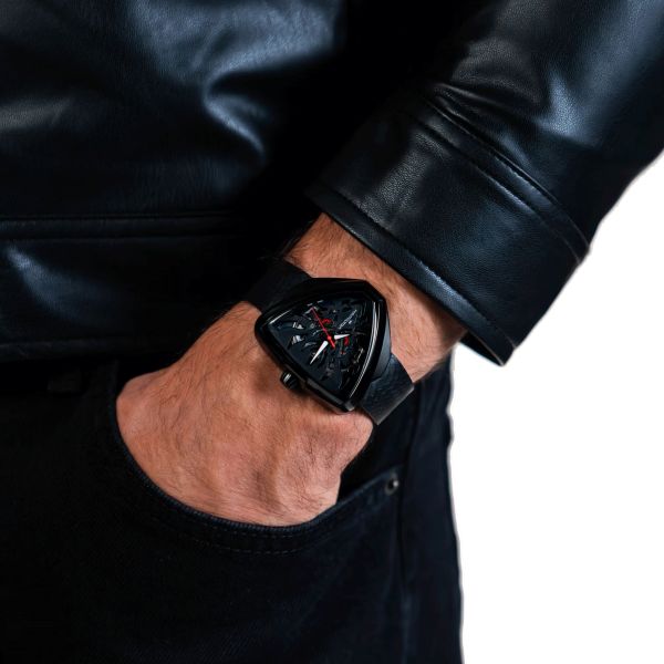 Montre Hamilton Ventura Elvis80 Skeleton PVD Noir automatique cadran noir bracelet caoutchouc noir 42,50 x 44,60 mm H24535332