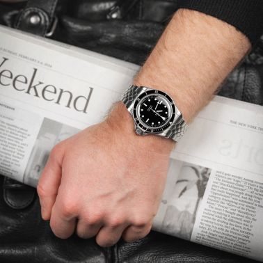 Yema Superman Slim CMM.20 automatic watch black dial steel bracelet 39 mm