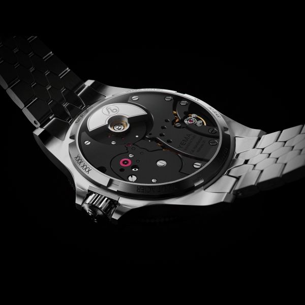 Yema Superman Slim CMM.20 automatic watch black dial steel bracelet 39 mm