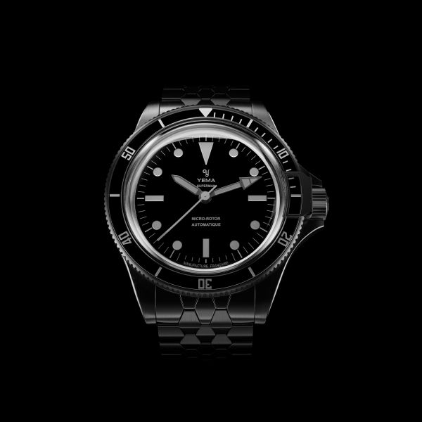 Yema Superman Slim CMM.20 automatic watch black dial steel bracelet 39 mm