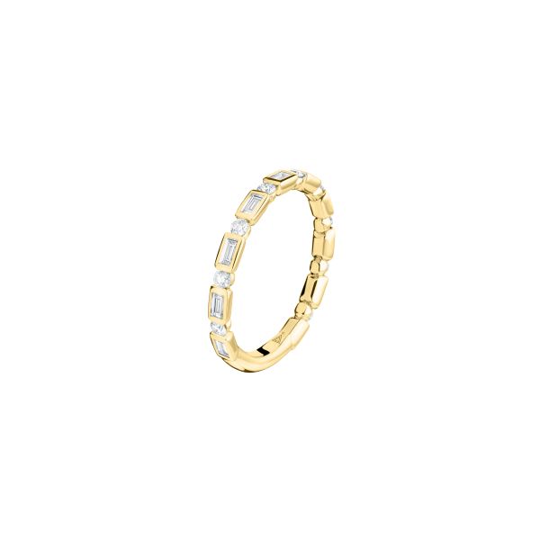Lepage Inspirante wedding band in yellow gold and diamonds