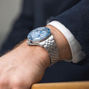 Montre Yema Superman Slim CMM.20 automatique cadran bleu bracelet acier 39 mm 11.24.55.SN.M3