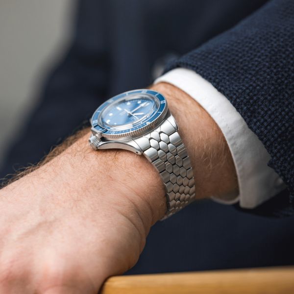 Montre Yema Superman Slim CMM.20 automatique cadran bleu bracelet acier 39 mm 11.24.55.SN.M3