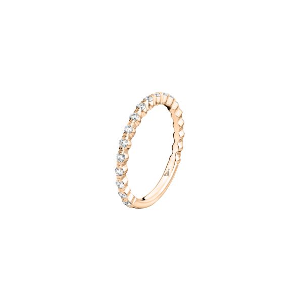 Lepage Romance PM wedding band in rose gold and diamonds