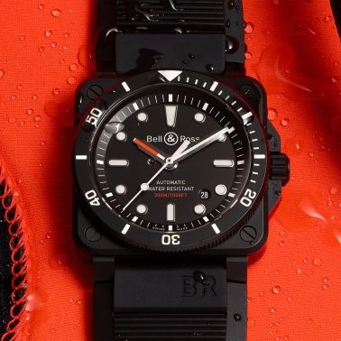 Montre Bell & Ross BR 03-92 Diver Black Matte céramique automatique cadran noir bracelet caoutchouc 42 mm
