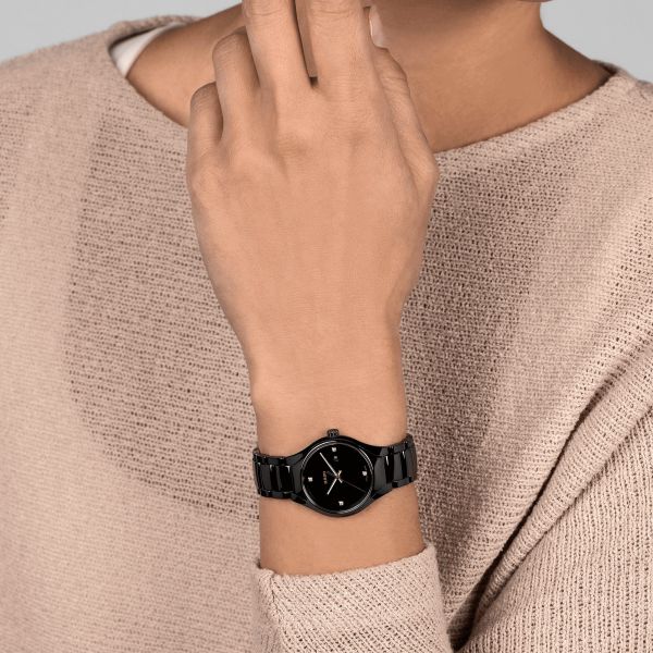 Montre Rado True quartz cadran noir bracelet céramique noire 30 mm R27059712