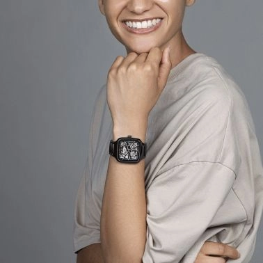 Montre Rado True Square Open Heart automatique cadran noir bracelet céramique noire 38 mm R27086152