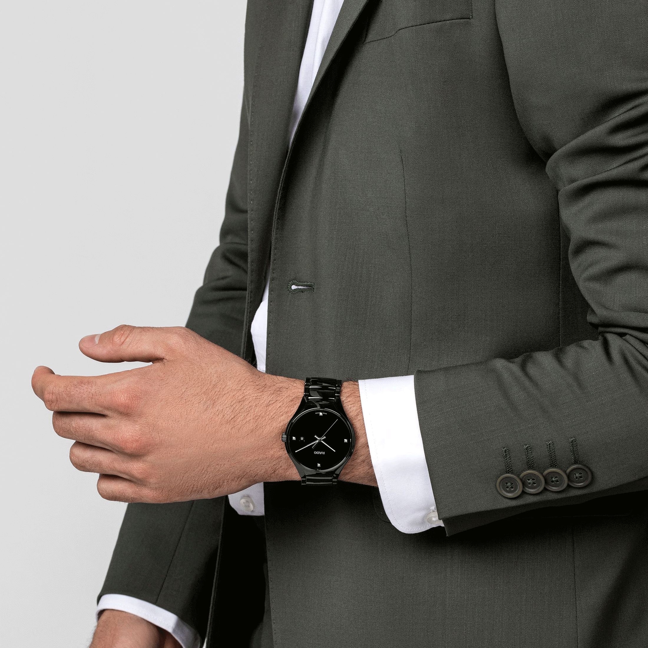 Montre Rado True quartz cadran noir bracelet céramique noire 40 mm