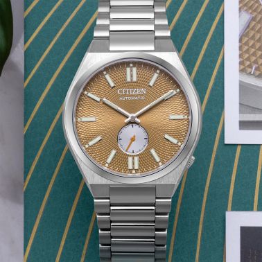 Montre Citizen Tsuyosa Petite Seconde automatique cadran saumon bracelet acier 40 mm