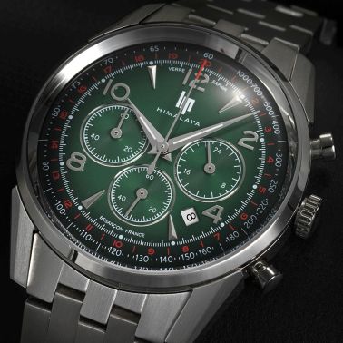Montre Lip Himalaya Chronographe Quartz cadran vert bracelet acier 40 mm