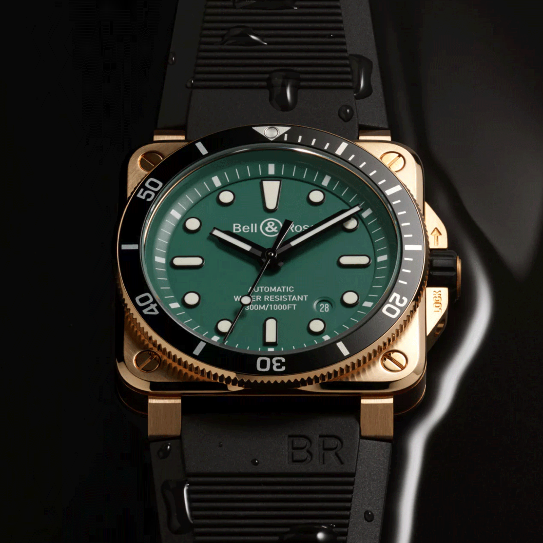 Montre Bell & Ross BR 03-92 Diver Black & Green Bronze automatique cadran vert bracelet caoutchouc 42 mm