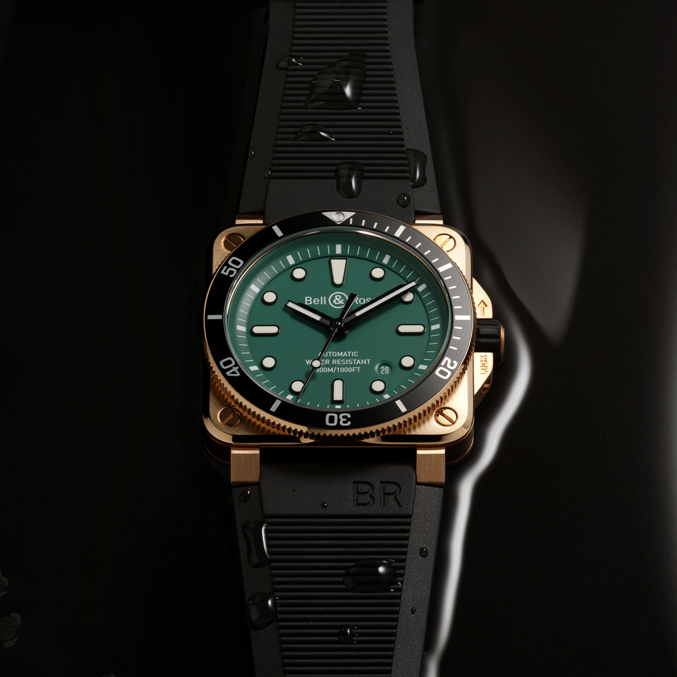 Montre Bell & Ross BR 03-92 Diver Black & Green Bronze automatique cadran vert bracelet caoutchouc 42 mm