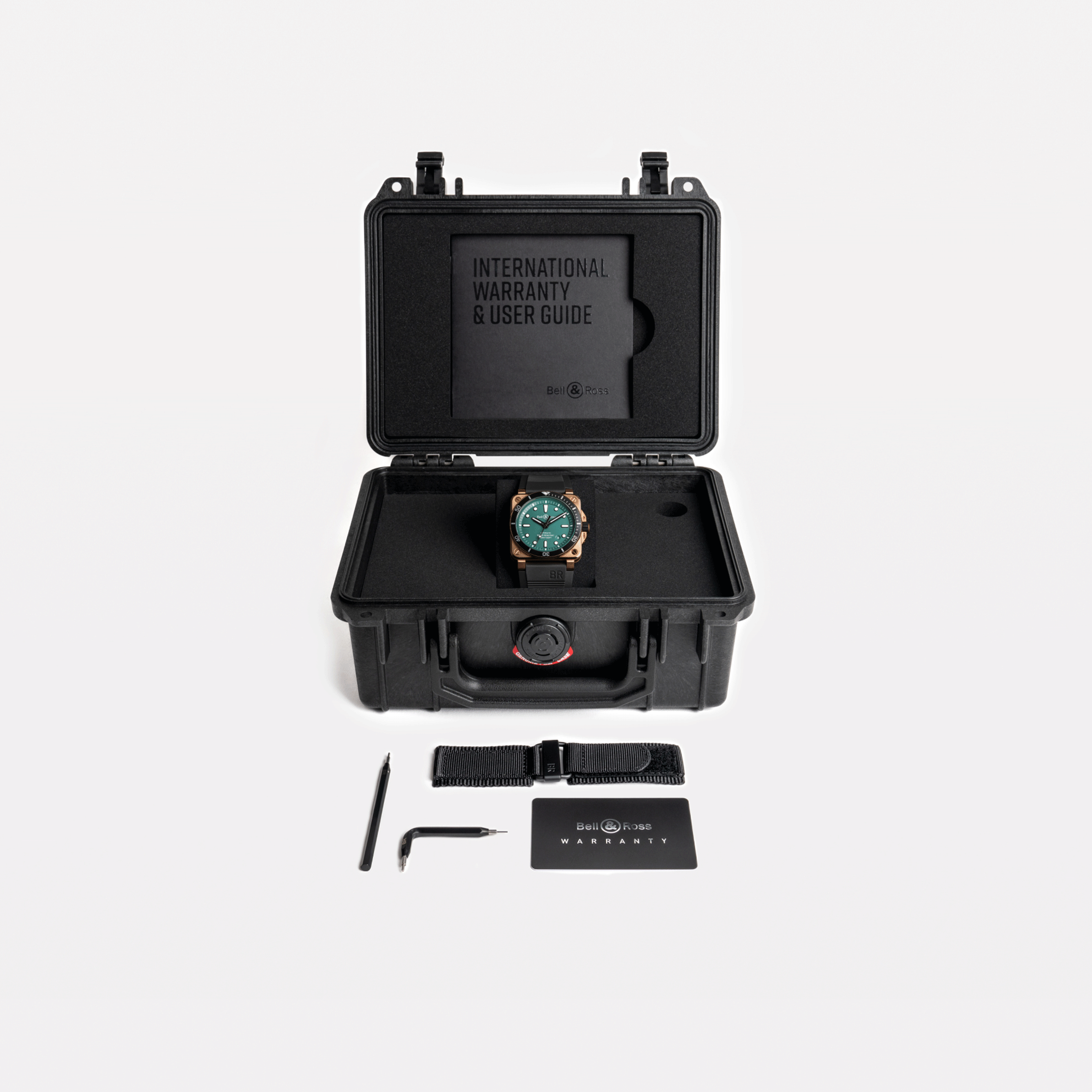 Montre Bell & Ross BR 03-92 Diver Black & Green Bronze automatique cadran vert bracelet caoutchouc 42 mm