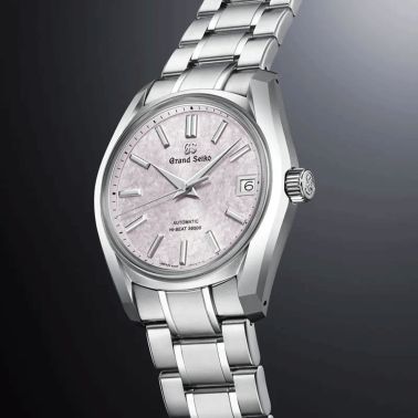 Grand Seiko Heritage 62GS "Sakura-Kakushi" Hi-Beat 36 000 pink dial titanium bracelet 38 mm
