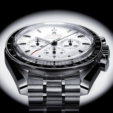 Omega Speedmaster Moonwatch Professional Co-Axial Master Chronometer white dial sapphire crystal steel bracelet 42 mm