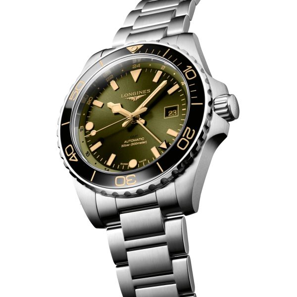 Montre Longines Hydroconquest GMT automatique cadran vert bracelet acier 43 mm L3.890.4.06.6