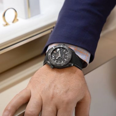 Montre Omega Seamaster Planet Ocean 600m "Deep Black" Master Chronometer GMT Full Set 2022 45,5 mm