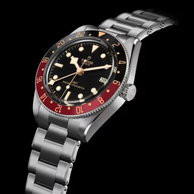 Tudor Black Bay 58 GMT automatic watch black and burgundy bezel black dial three-mesh steel bracelet 39 mm